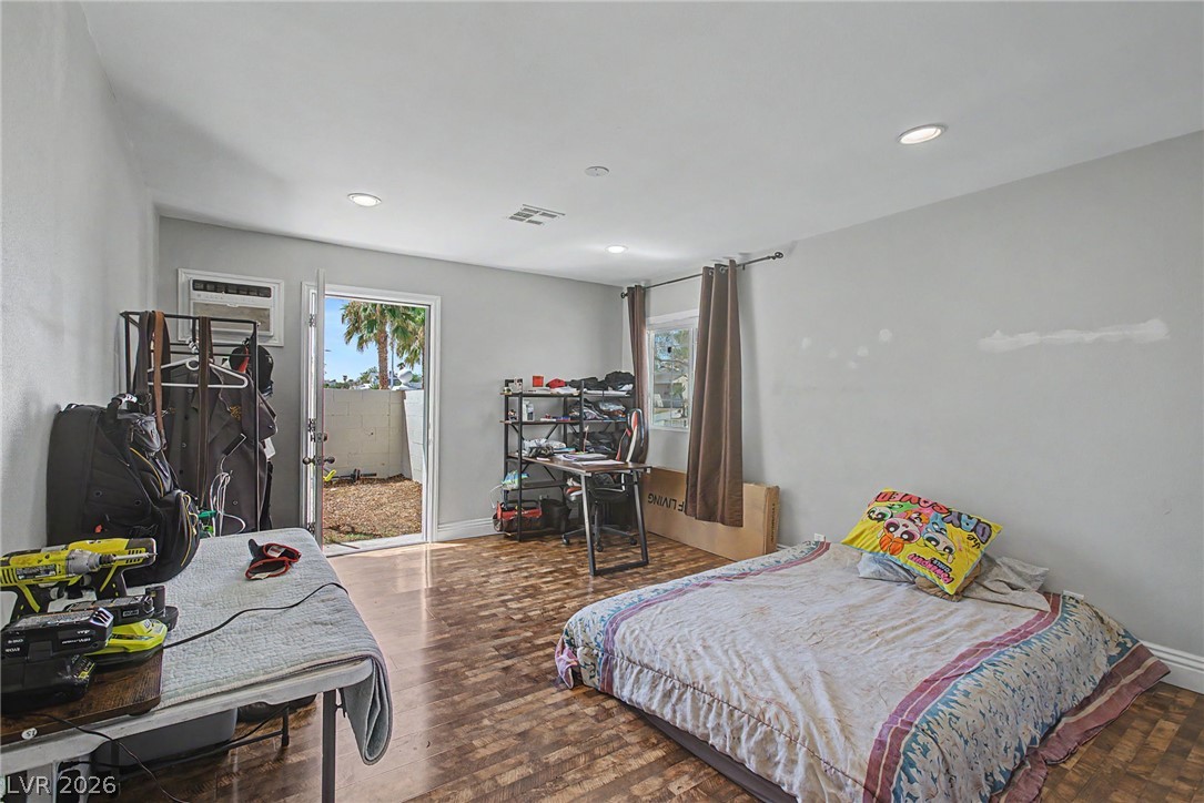 713 Vincent Way Las Vegas NV 89145
