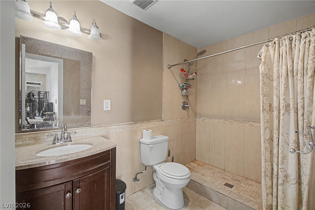 713 Vincent Way Las Vegas NV 89145