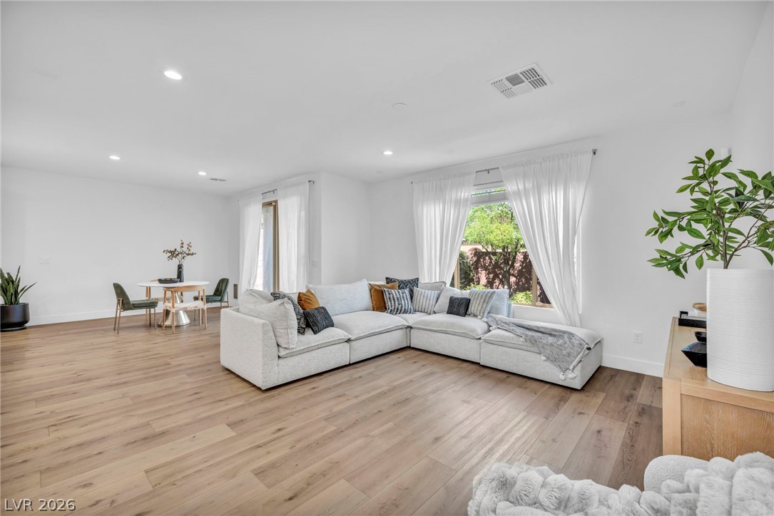 7788 Willow Garden Court Las Vegas NV 89179