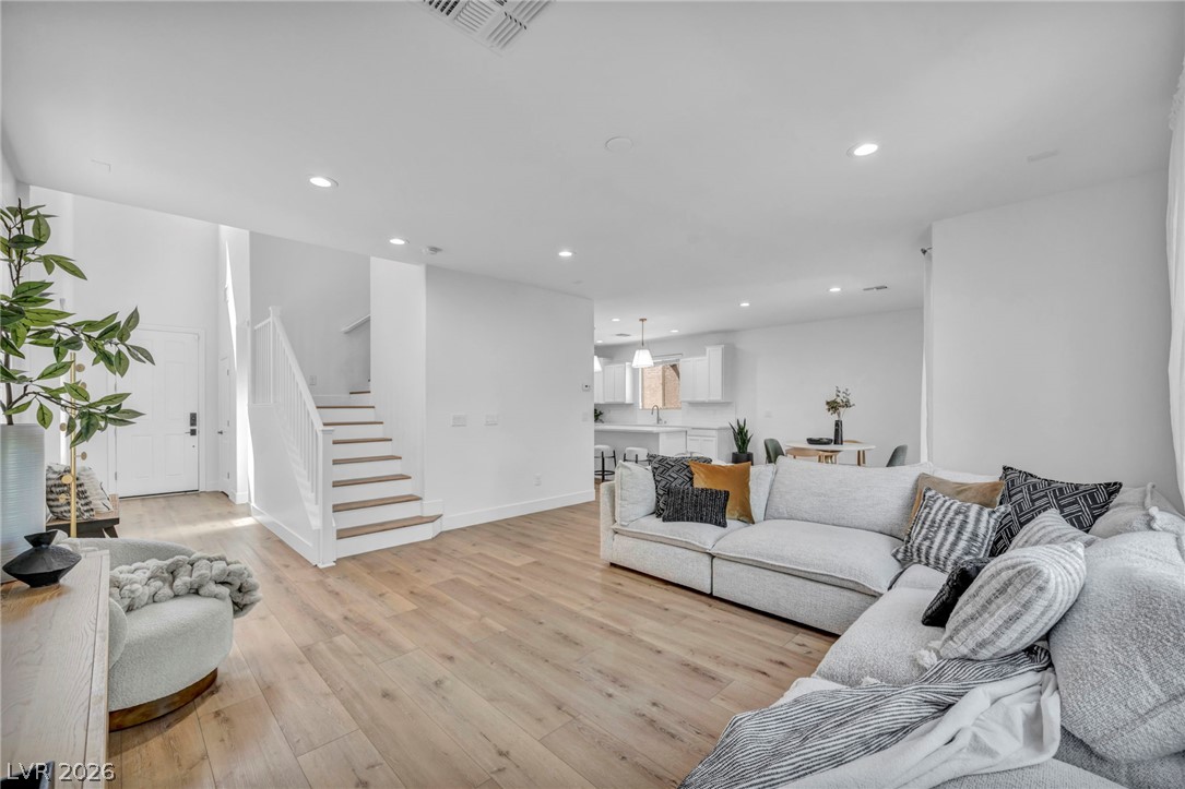 7788 Willow Garden Court Las Vegas NV 89179