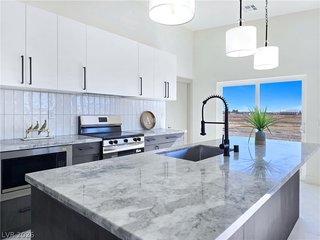 480 Arapahoe Street Pahrump NV 89048