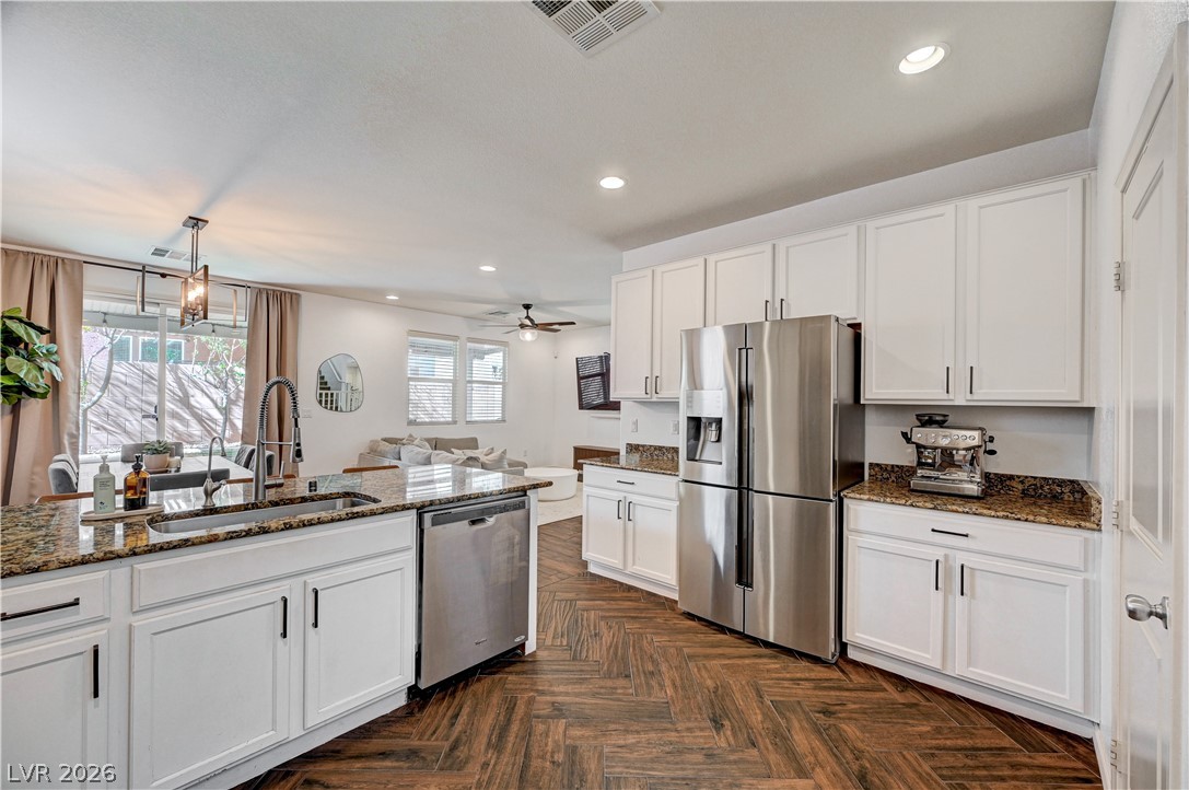 6954 Placid Lake Avenue Las Vegas NV 89179