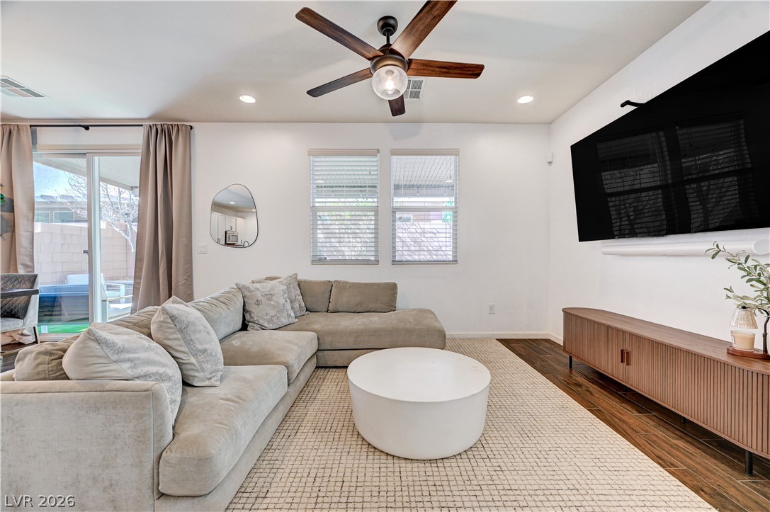 6954 Placid Lake Avenue Las Vegas NV 89179