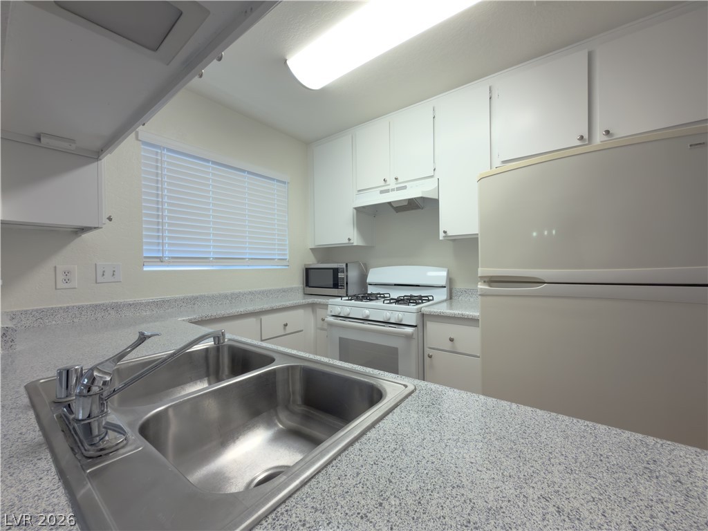 4540 Cedarspring Drive Las Vegas NV 89103