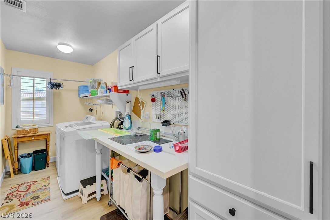 1808 Dragonfly Ranch Lane North Las Vegas NV 89081