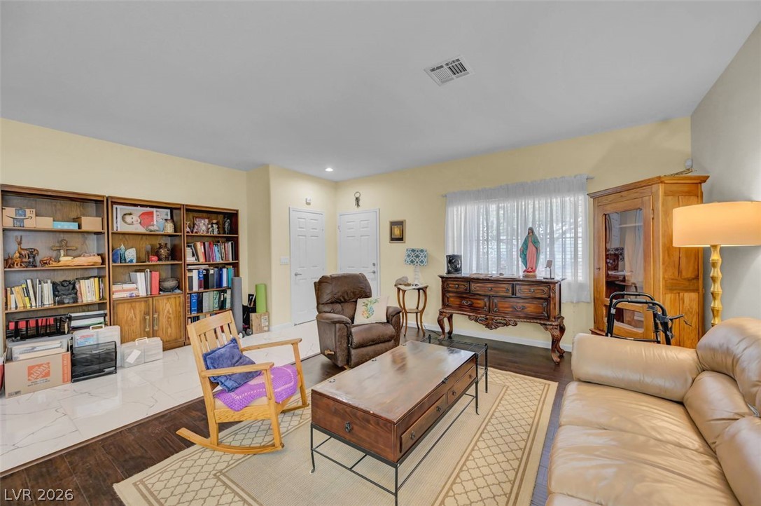 1808 Dragonfly Ranch Lane North Las Vegas NV 89081
