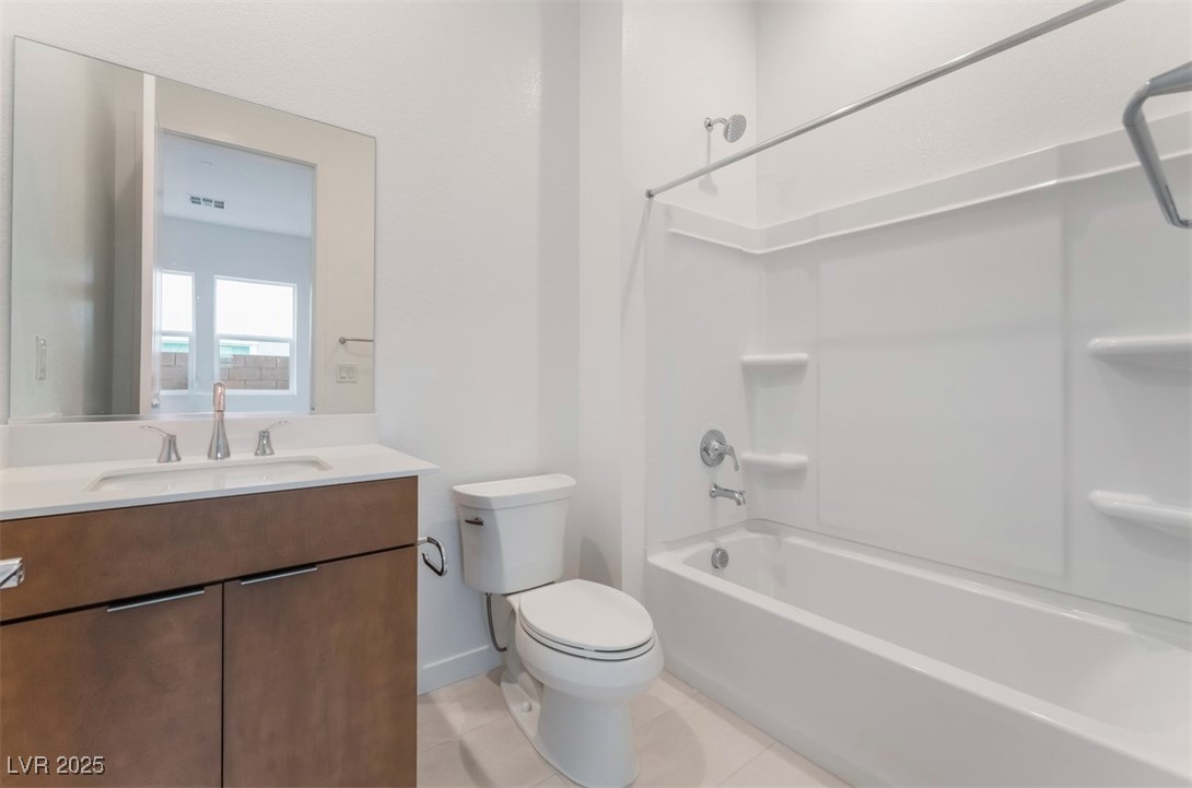 5721 Kings Bluff Avenue Las Vegas NV 89131