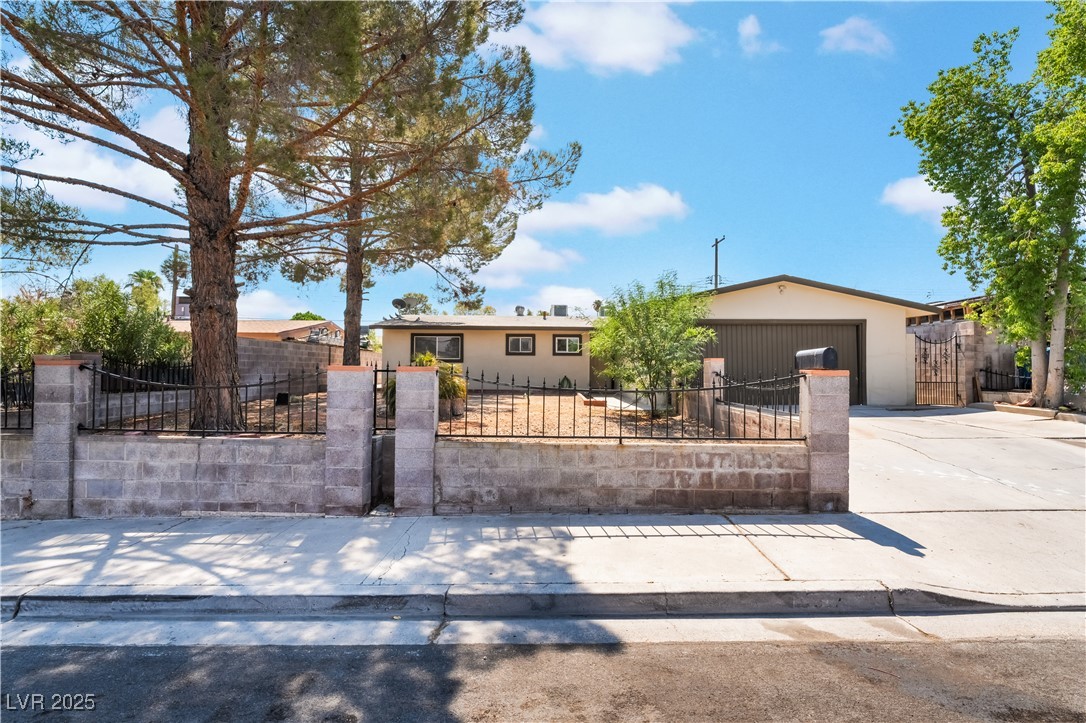 5317 Lytton Avenue Las Vegas NV 89146