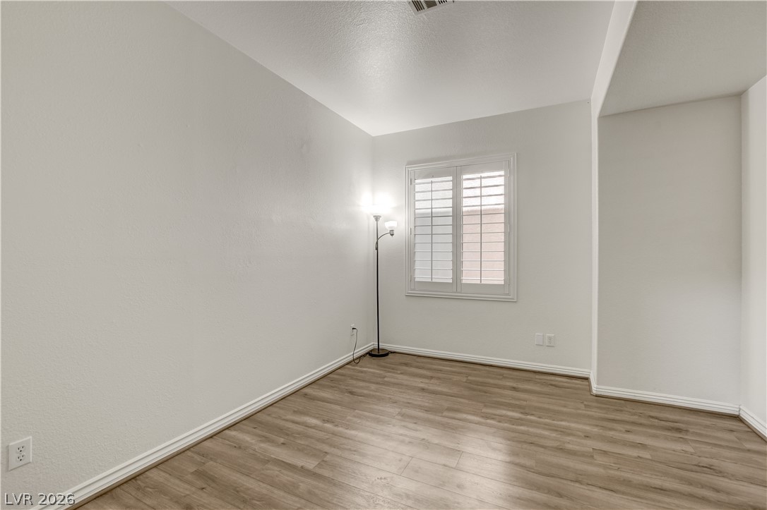 8517 Potters Clay Street Las Vegas NV 89143
