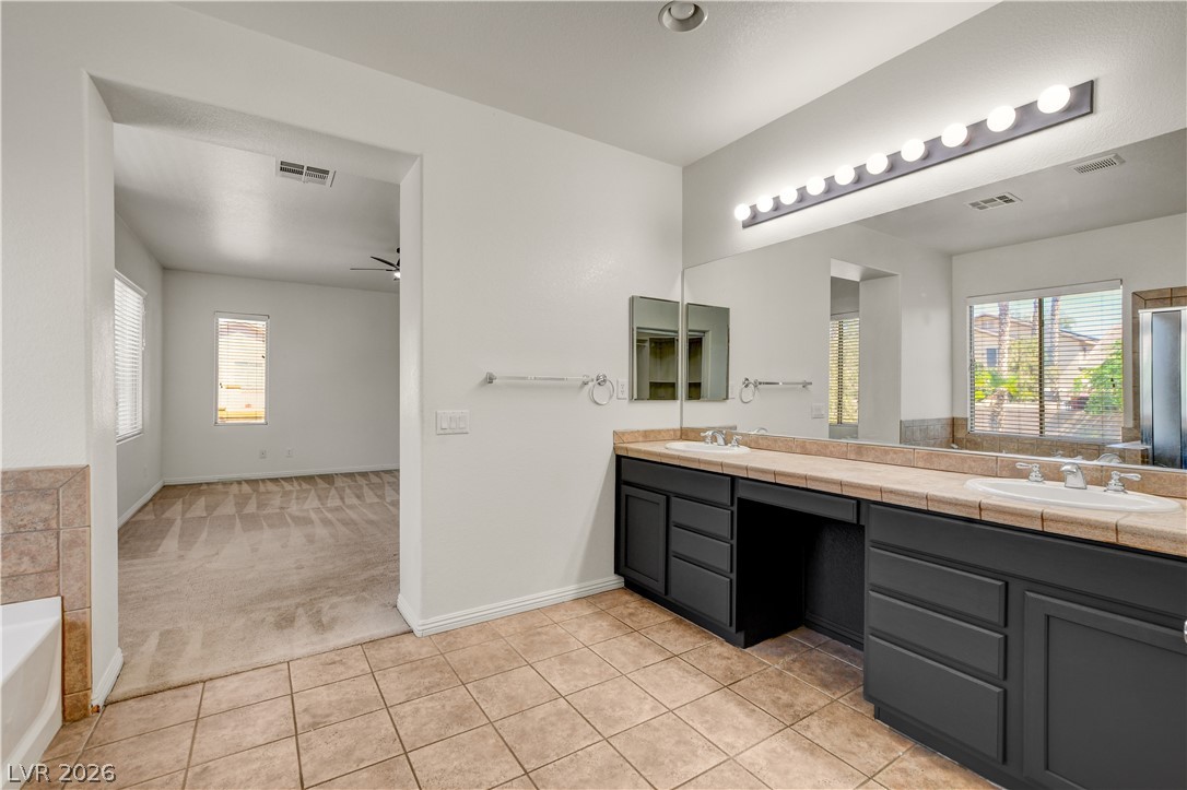 8517 Potters Clay Street Las Vegas NV 89143