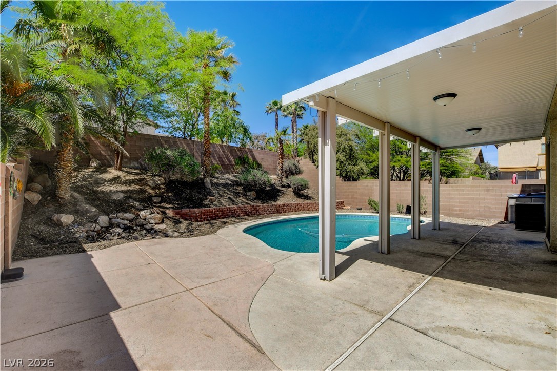 8517 Potters Clay Street Las Vegas NV 89143