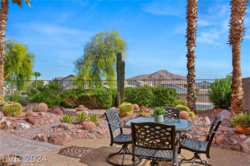 4224 Governors Hill Street Las Vegas NV 89129