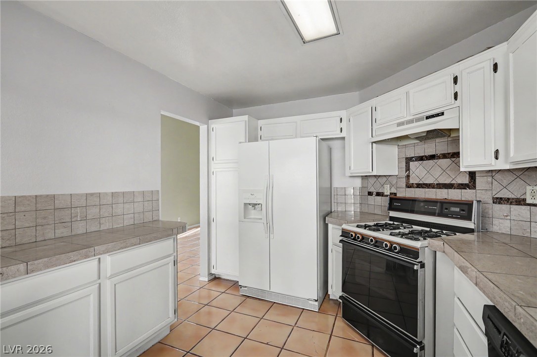1950 Turtlerock Street Las Vegas NV 89142