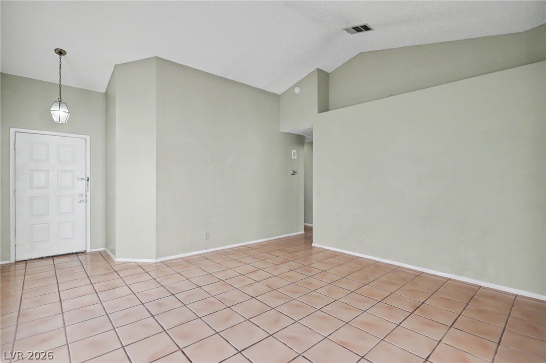 1950 Turtlerock Street Las Vegas NV 89142