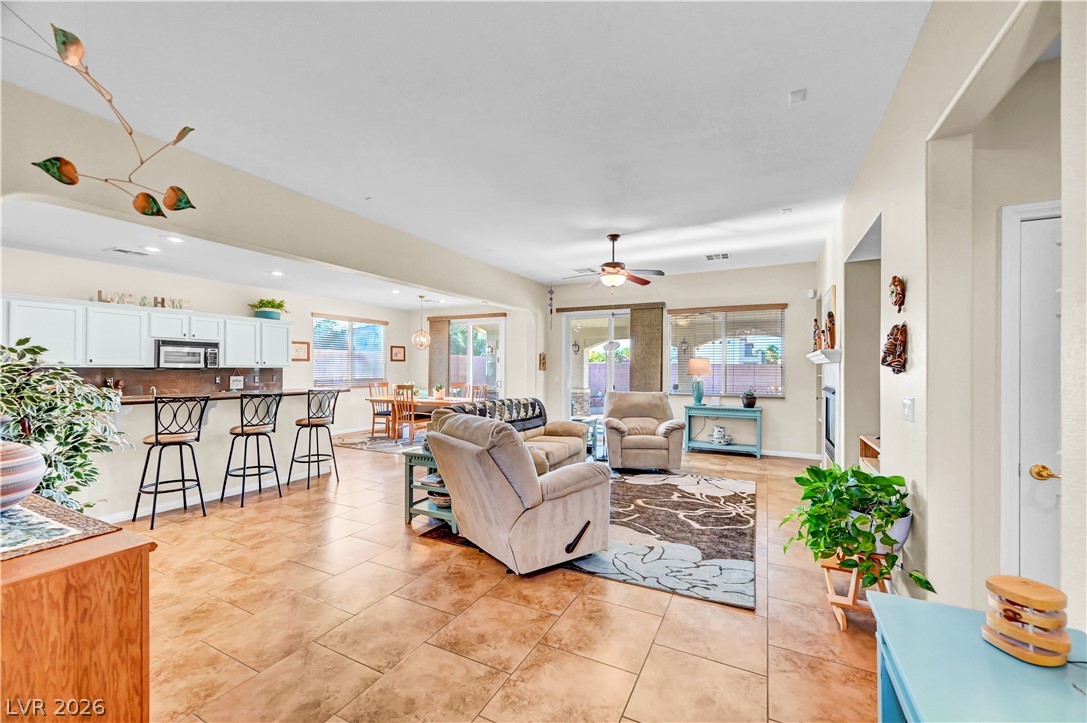 9928 Tradition Creek Avenue Las Vegas NV 89149