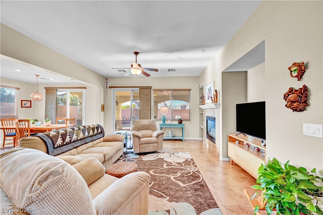 9928 Tradition Creek Avenue Las Vegas NV 89149