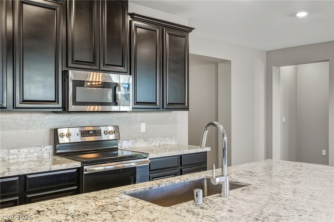 2598 Blossom Avenue Pahrump NV 89048