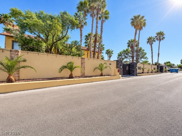 6425 Darby Avenue Las Vegas NV 89146