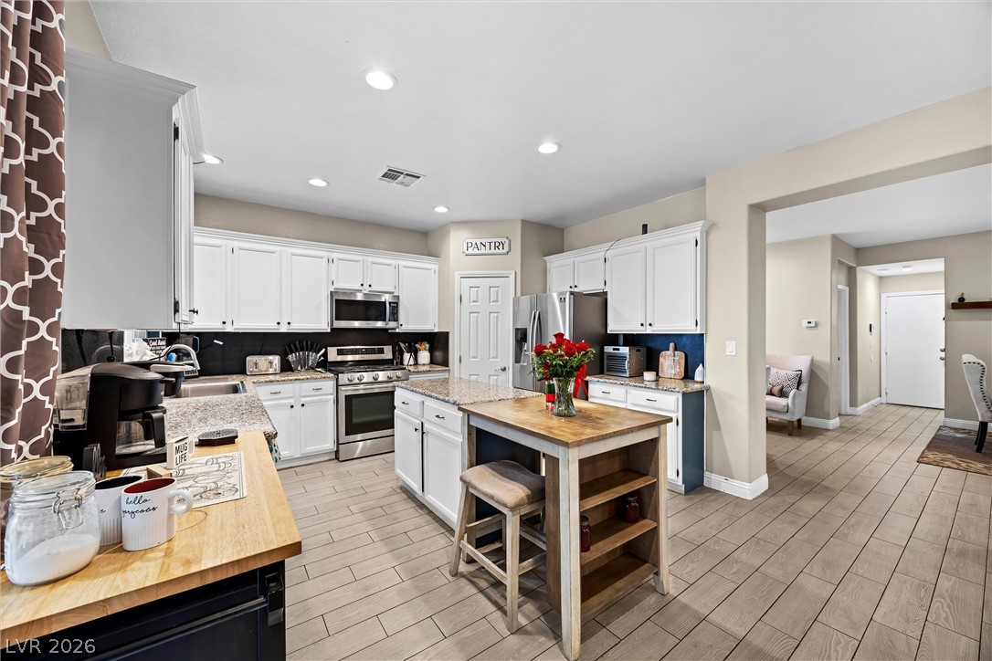 9797 Vista Crest Avenue Las Vegas NV 89148