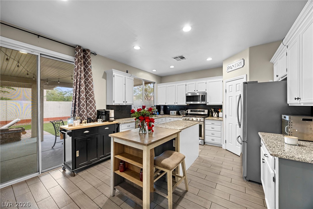 9797 Vista Crest Avenue Las Vegas NV 89148