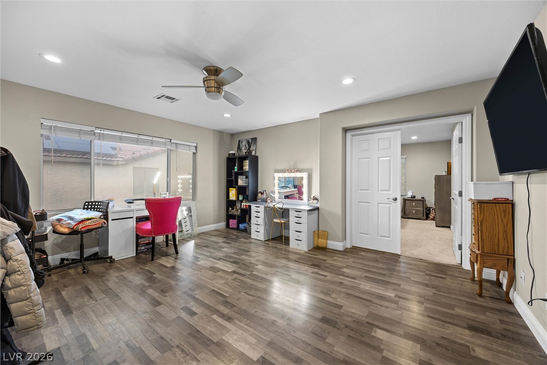 9797 Vista Crest Avenue Las Vegas NV 89148