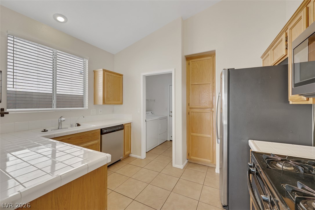 2166 Polynesia Circle Henderson NV 89074