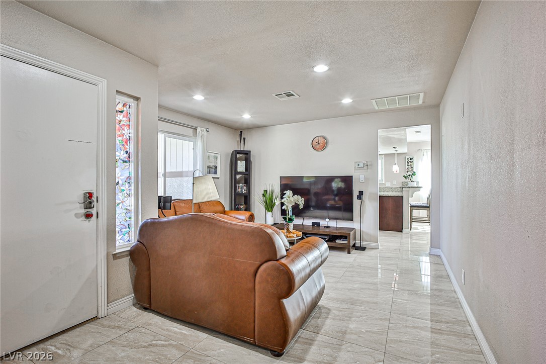 5323 Holbrook Drive Las Vegas NV 89103