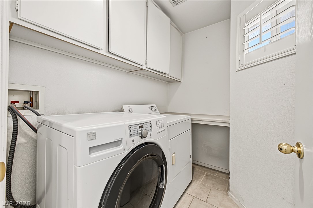 629 Lava Beds Way North Las Vegas NV 89084