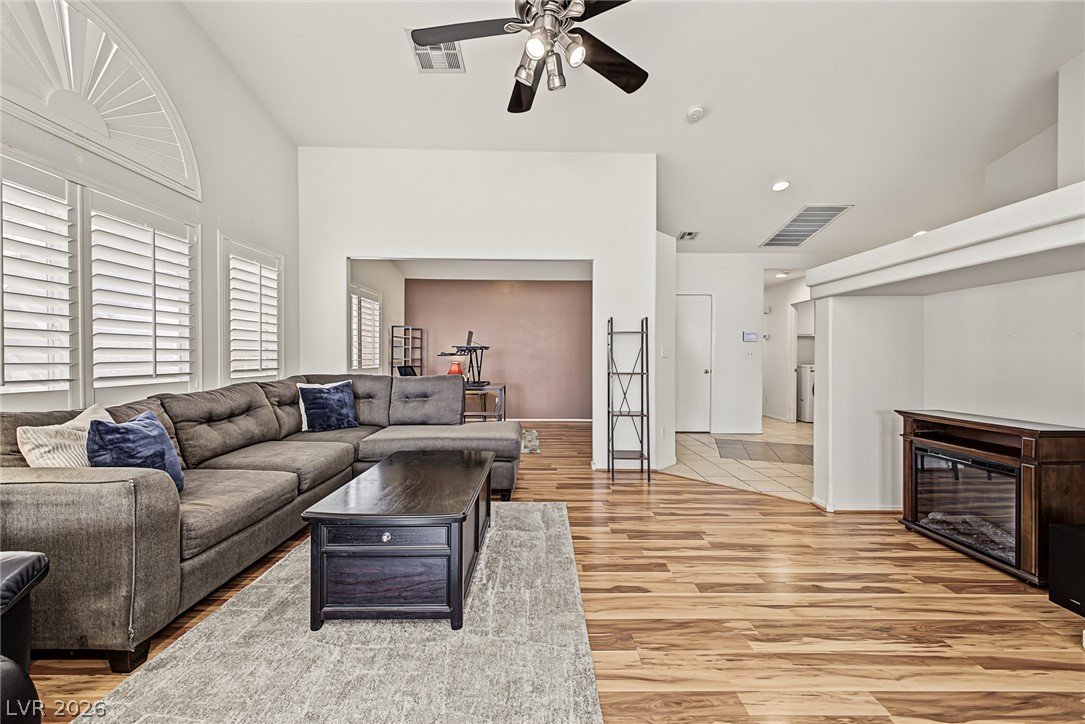 629 Lava Beds Way North Las Vegas NV 89084