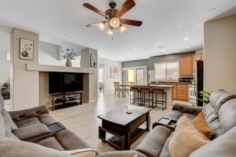 10417 Walworth Avenue Las Vegas NV 89166