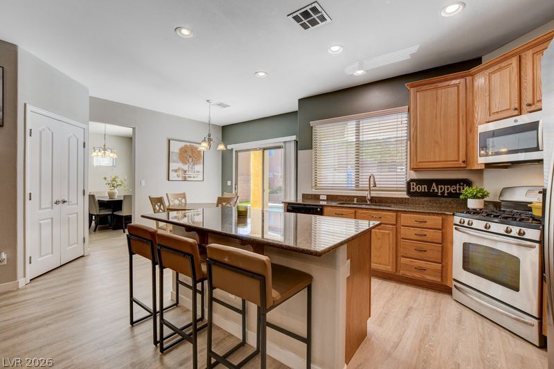 10417 Walworth Avenue Las Vegas NV 89166