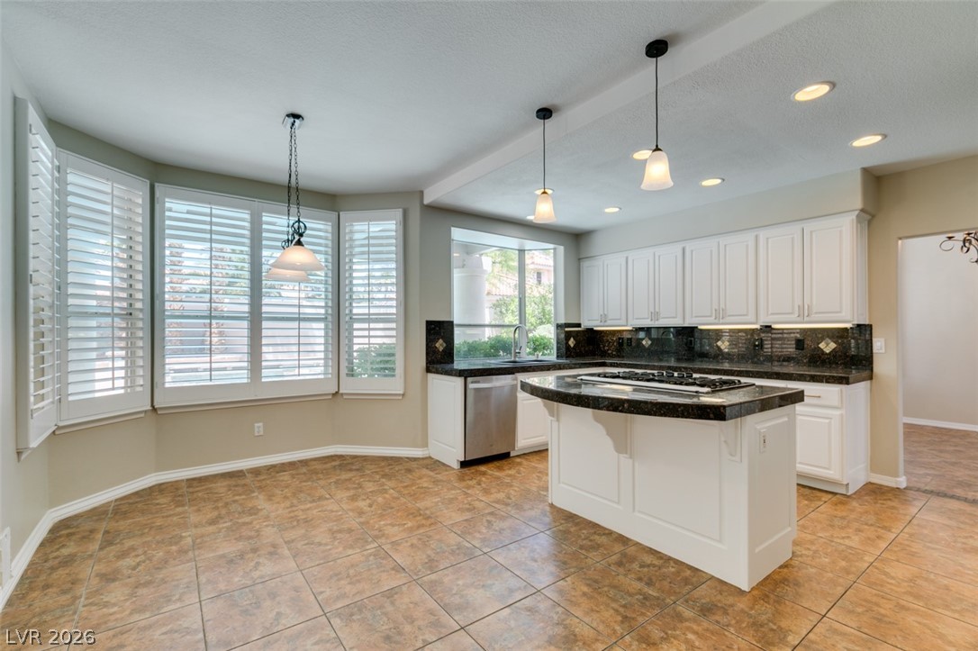 8324 Granite Lake Drive Las Vegas NV 89128