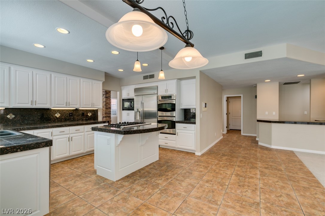 8324 Granite Lake Drive Las Vegas NV 89128