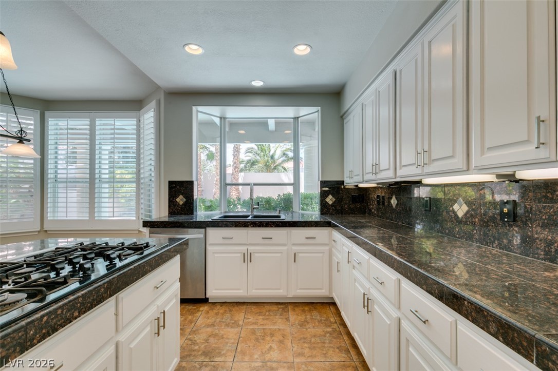 8324 Granite Lake Drive Las Vegas NV 89128
