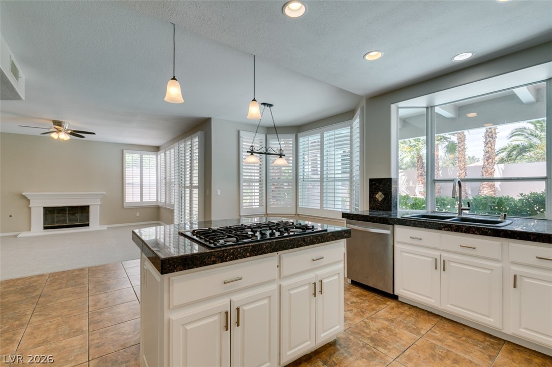 8324 Granite Lake Drive Las Vegas NV 89128