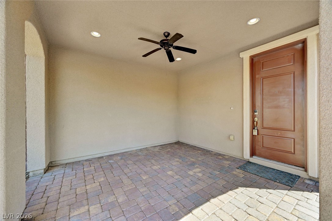 460 Trevinca Street Las Vegas NV 89138
