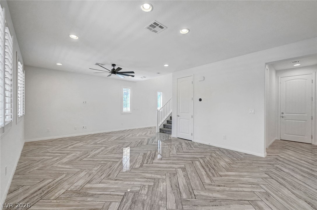 460 Trevinca Street Las Vegas NV 89138
