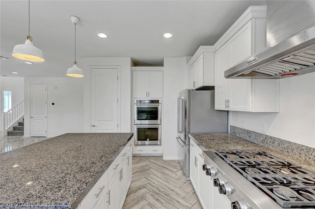 460 Trevinca Street Las Vegas NV 89138