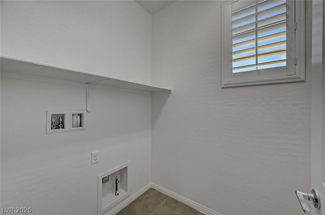 460 Trevinca Street Las Vegas NV 89138
