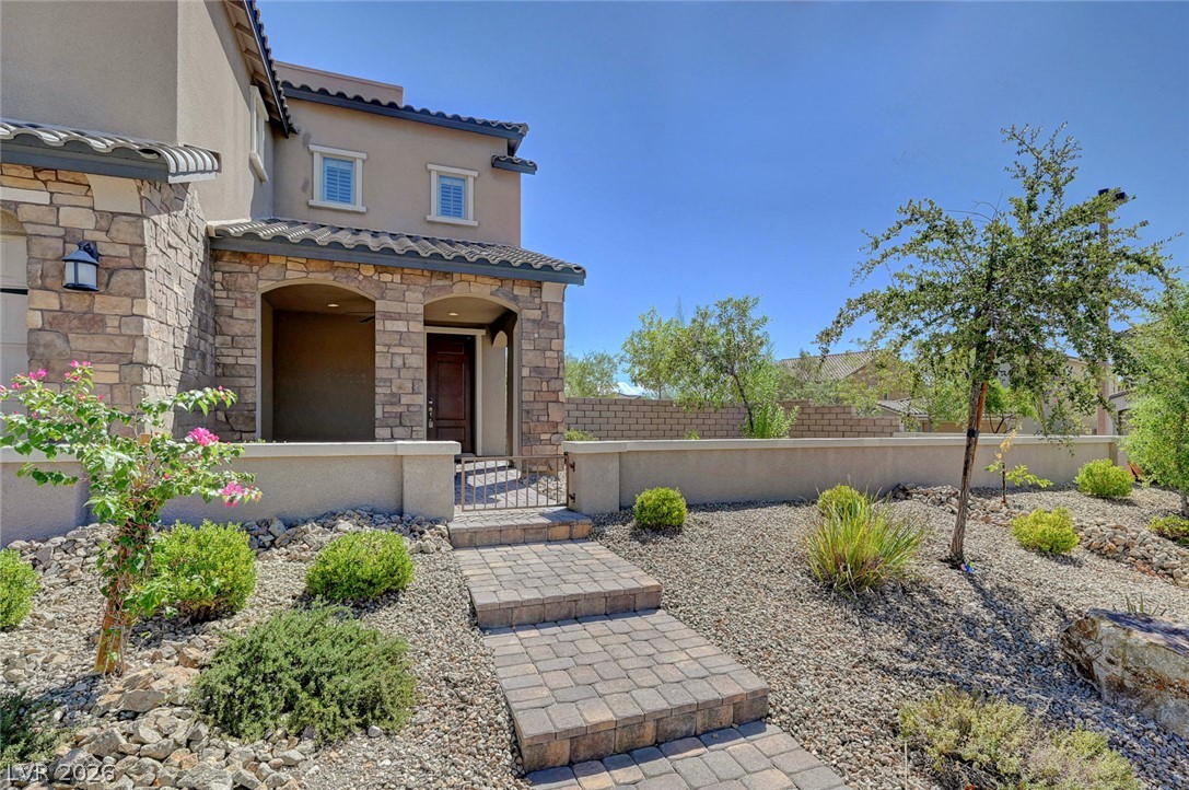460 Trevinca Street Las Vegas NV 89138