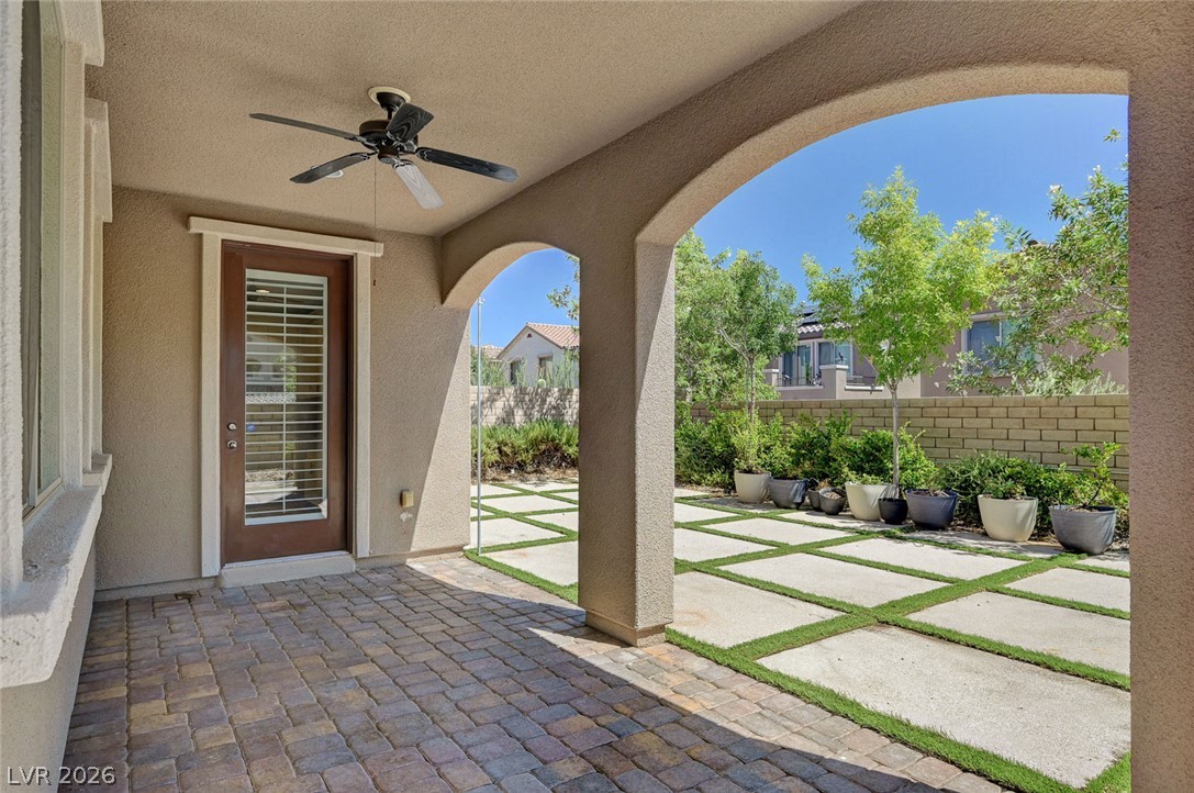 460 Trevinca Street Las Vegas NV 89138