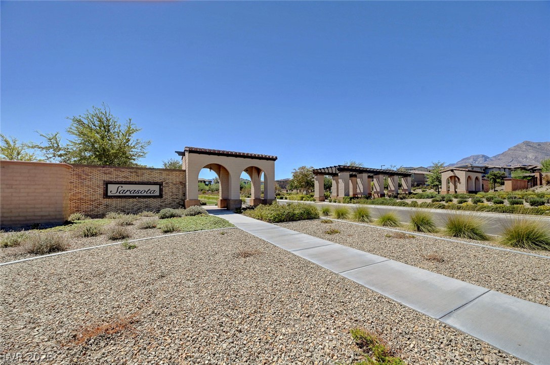 460 Trevinca Street Las Vegas NV 89138