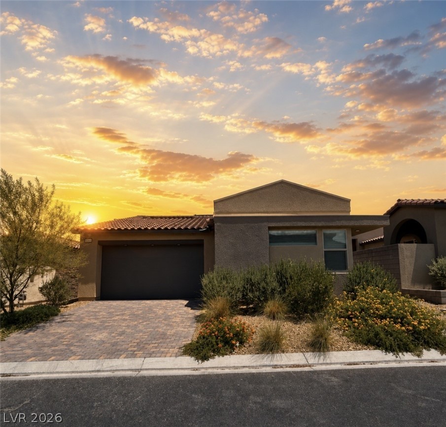9958 Egan Valley Street Las Vegas NV 89166