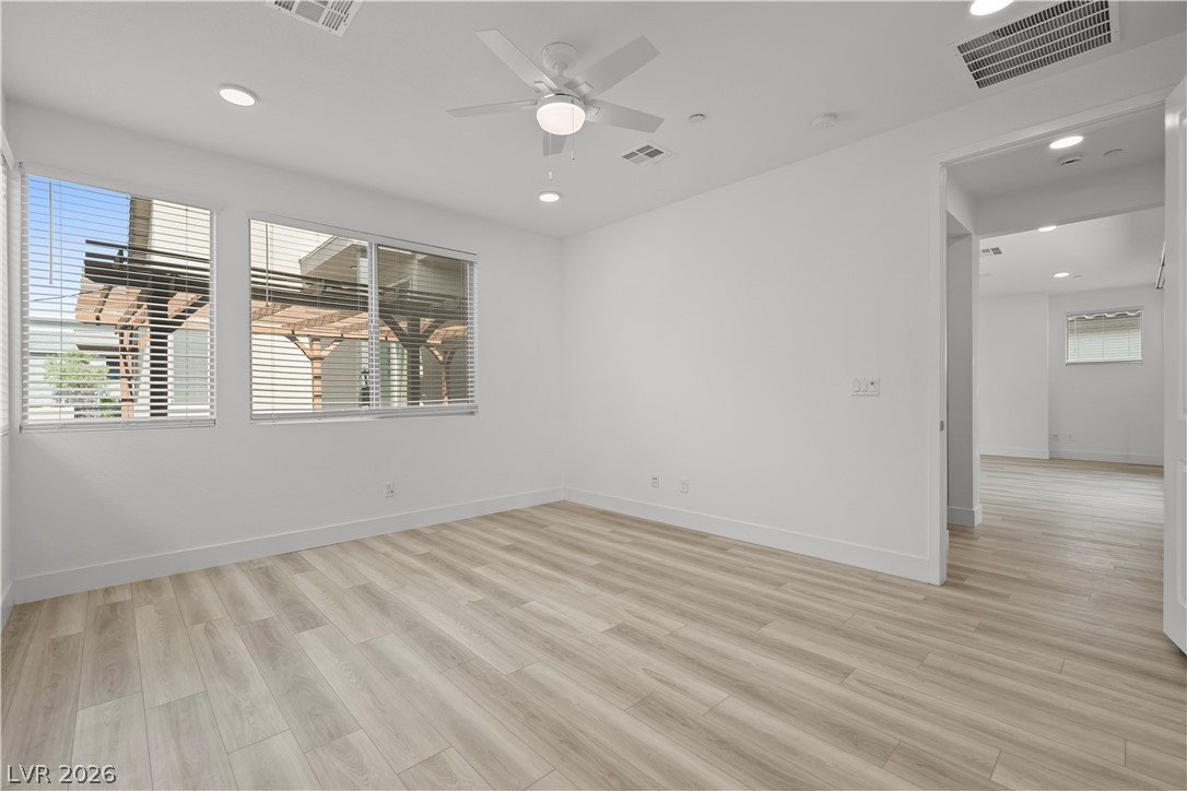 9958 Egan Valley Street Las Vegas NV 89166