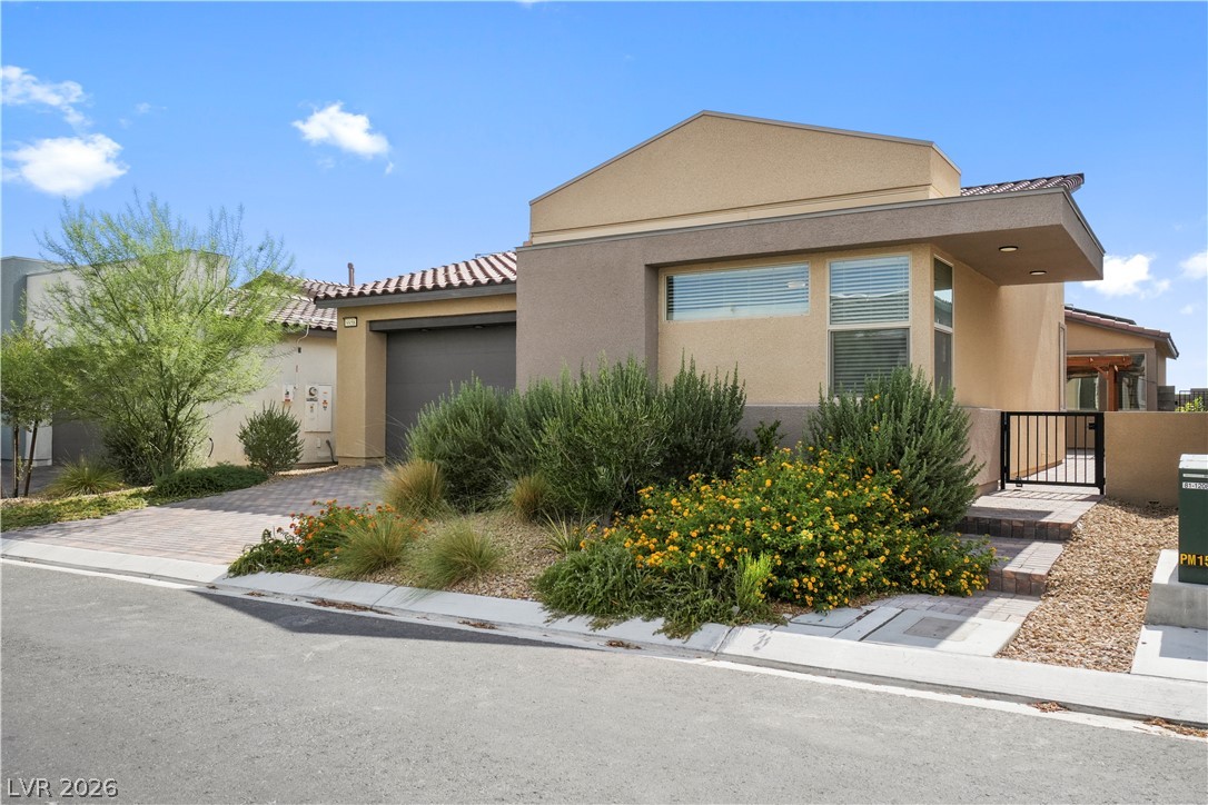 9958 Egan Valley Street Las Vegas NV 89166
