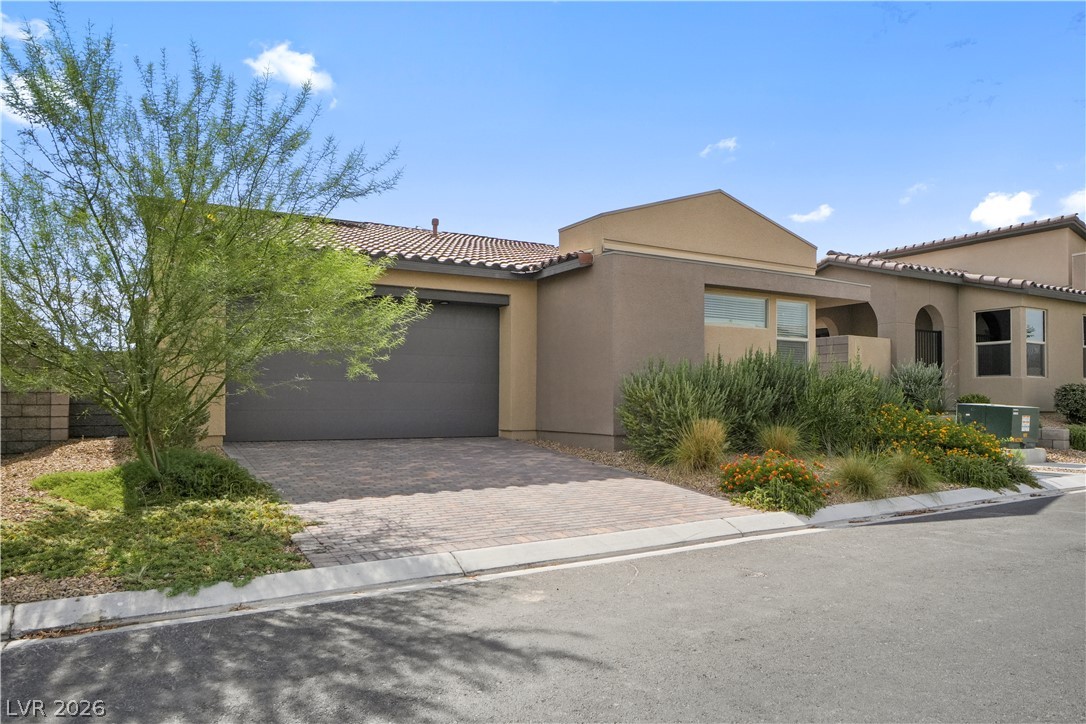 9958 Egan Valley Street Las Vegas NV 89166
