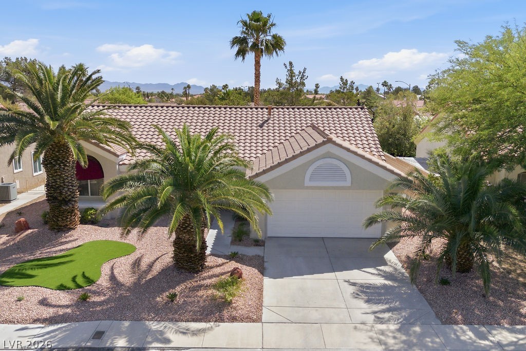 2520 Silverton Drive Las Vegas NV 89134