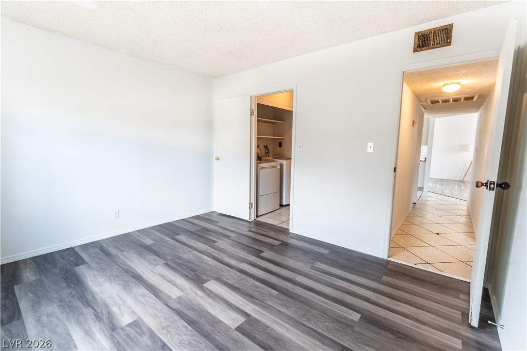 4647 Bennett Drive Las Vegas NV 89121