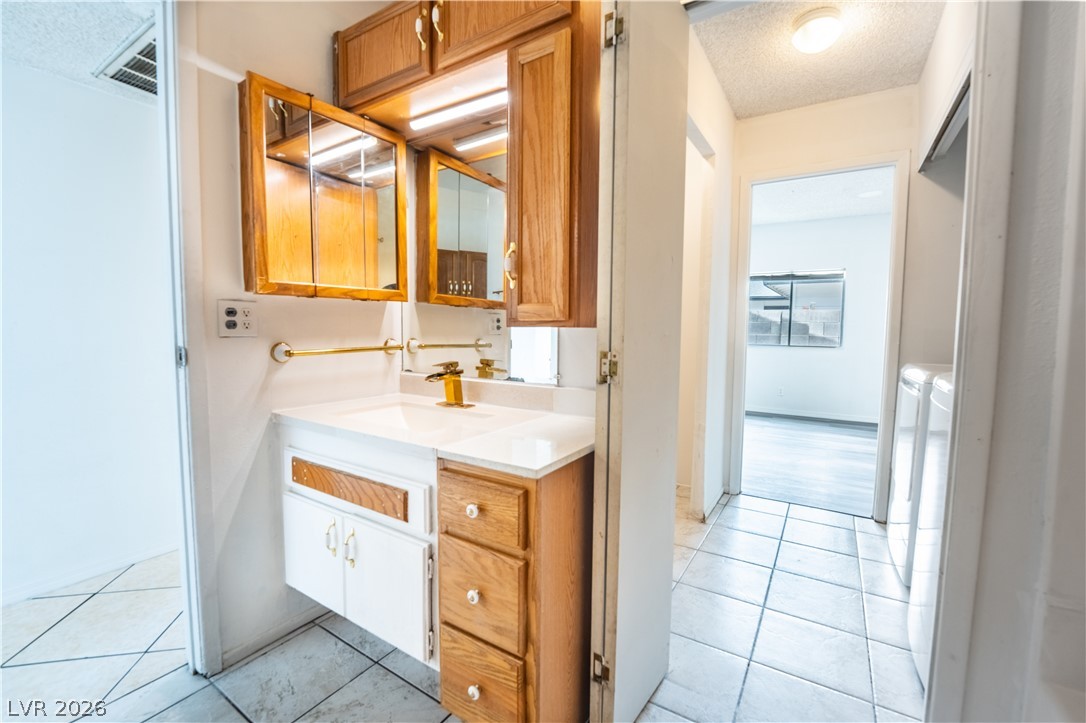 4647 Bennett Drive Las Vegas NV 89121