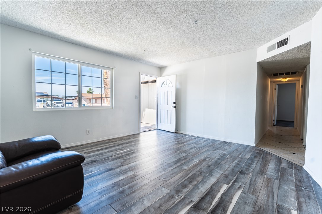 4647 Bennett Drive Las Vegas NV 89121